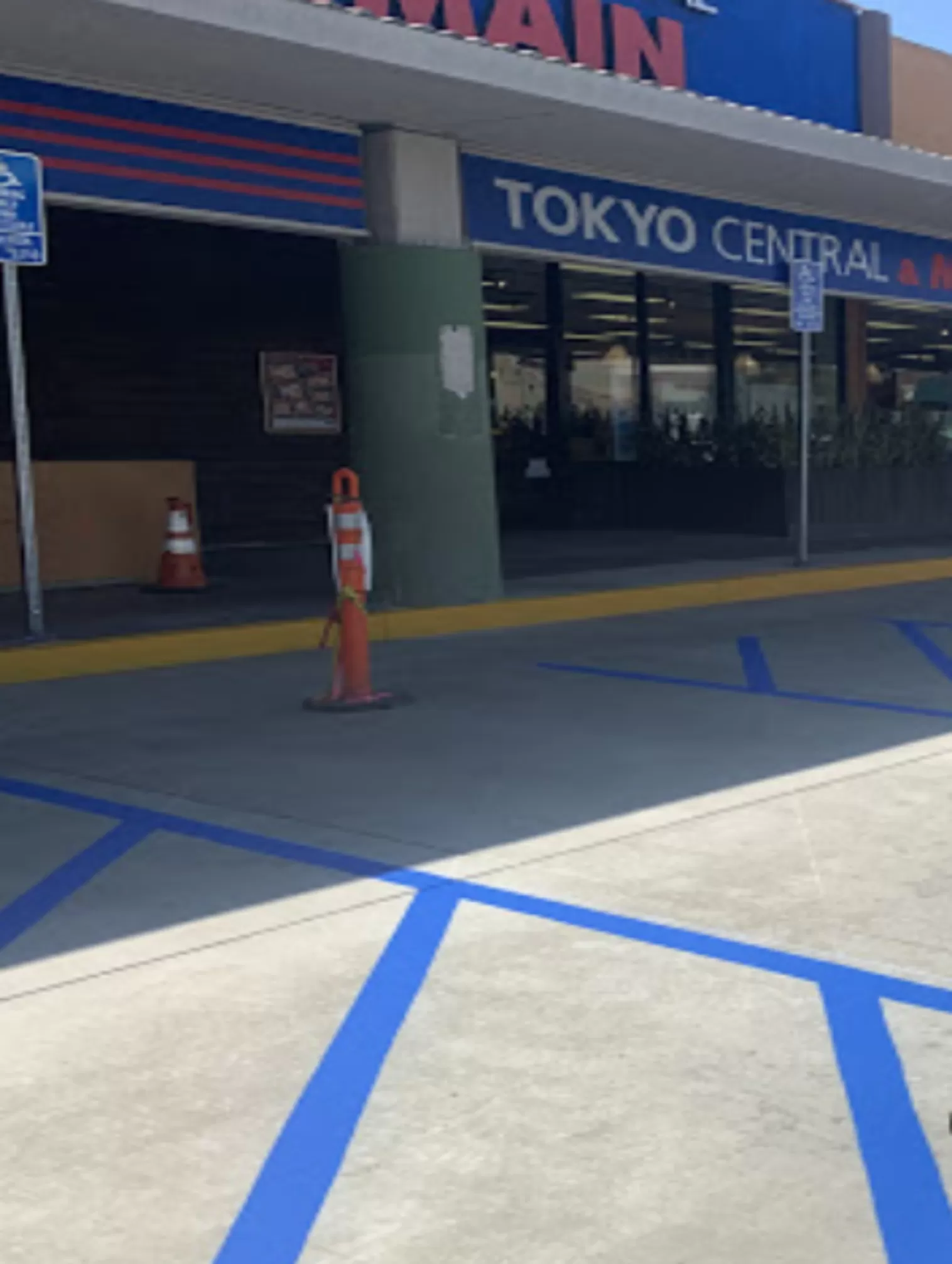 Expert parking lot paving contractor Bay Cities Paving