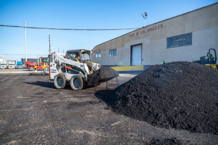 Professional asphalt milling Anaheim contractors at work site